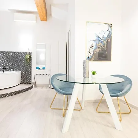 Trastevere Silver King Jacuzzisuite -Topcollection Rome Exterior photo